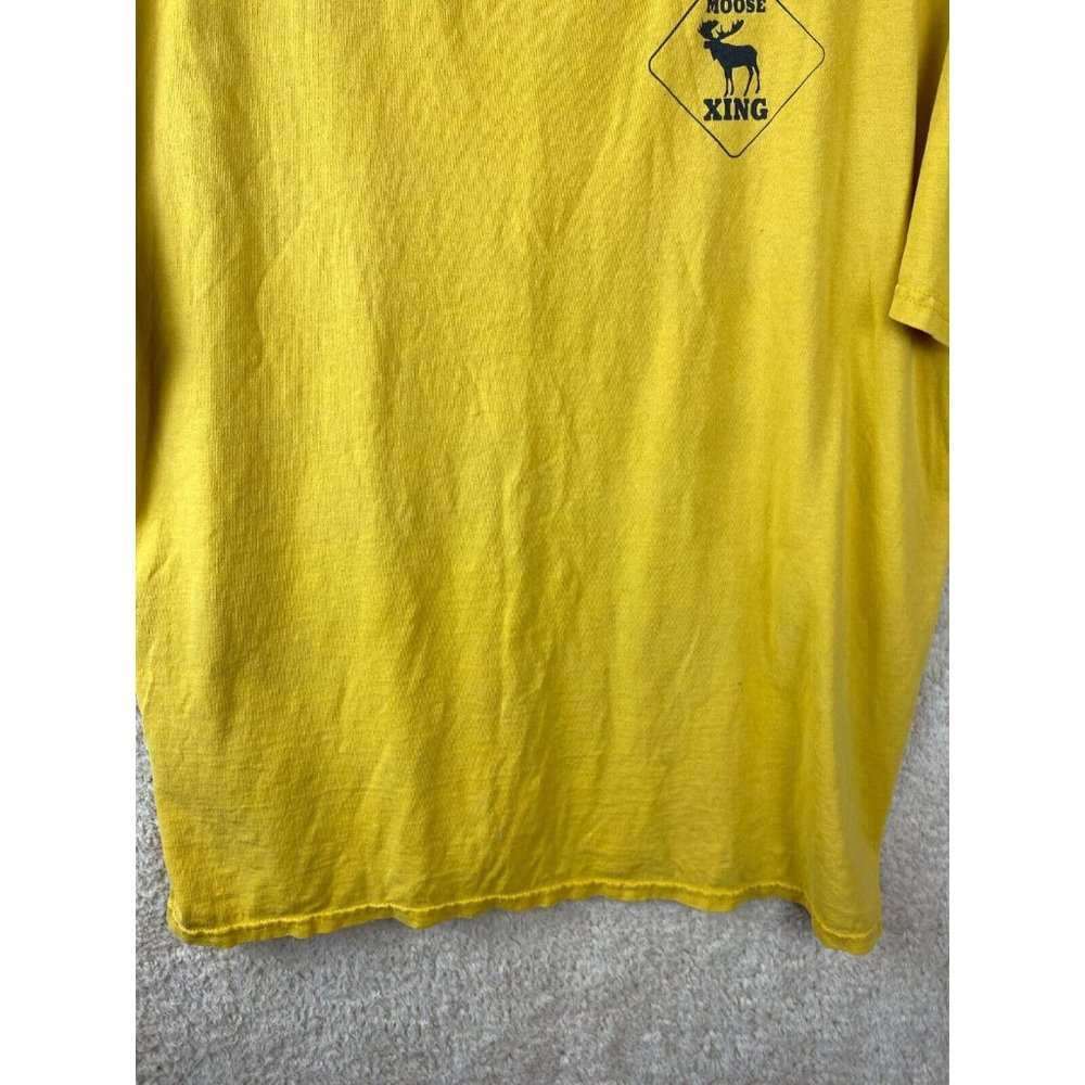 Moose Crossing The Maine Way Men's Sz XL Yellow Short Sleeve T-Shirt - Picture 7 of 12